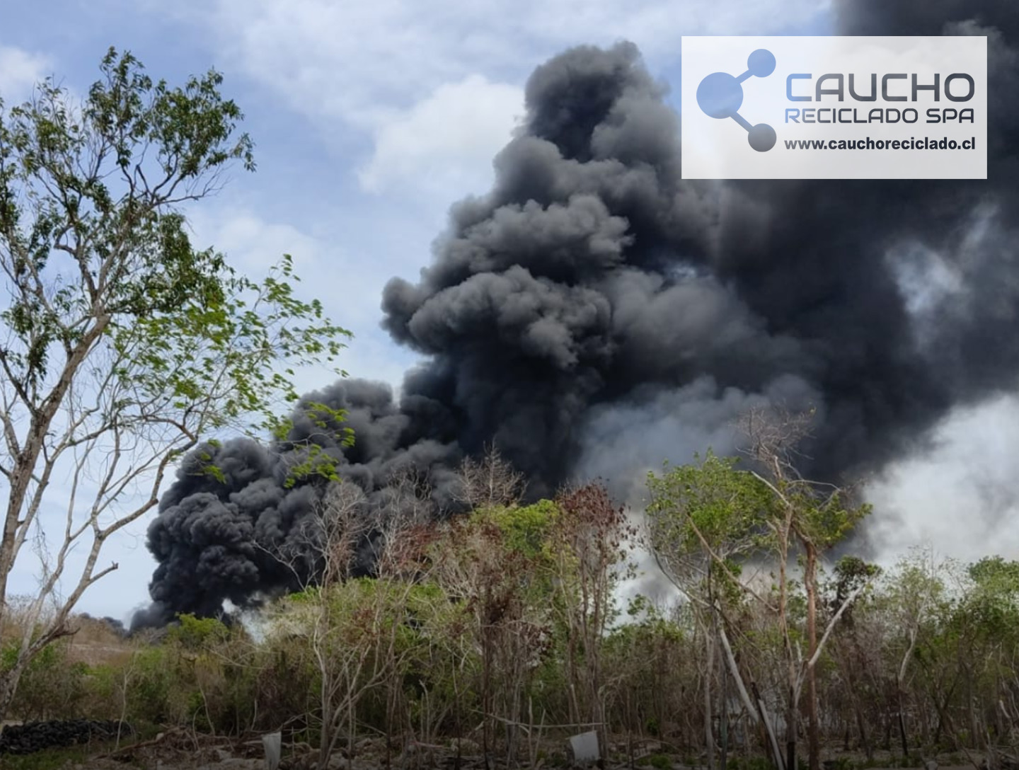 Incendio de neumáticos desechados en Cancún: Crisis ambiental y lecciones de gestión de residuos